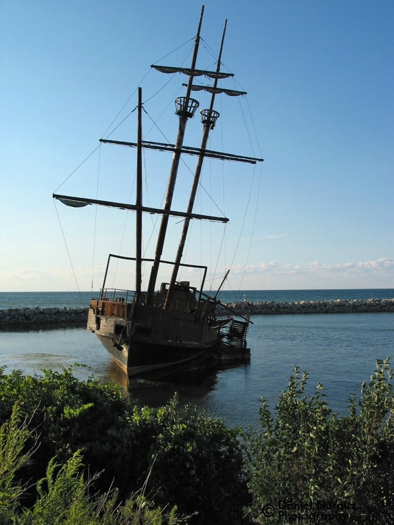 The wreck of La Grande Hermine, Jordan Harbour, Ontario (off the QEW)